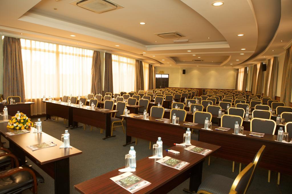 City Royal Resort Hotel Kyambogo  ห้อง รูปภาพ