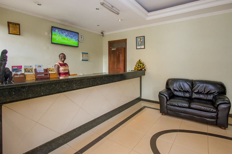City Royal Resort Hotel Kyambogo  ภายนอก รูปภาพ